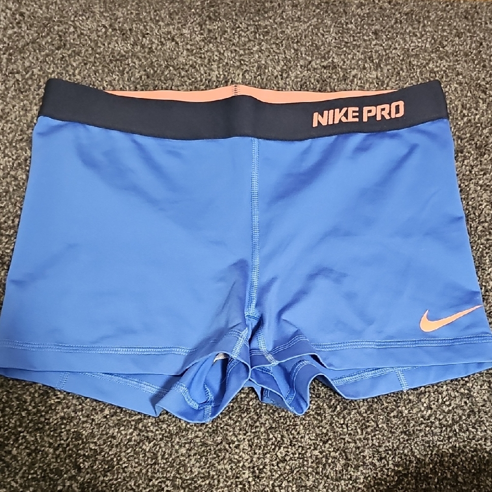 Nike Pro 3inch